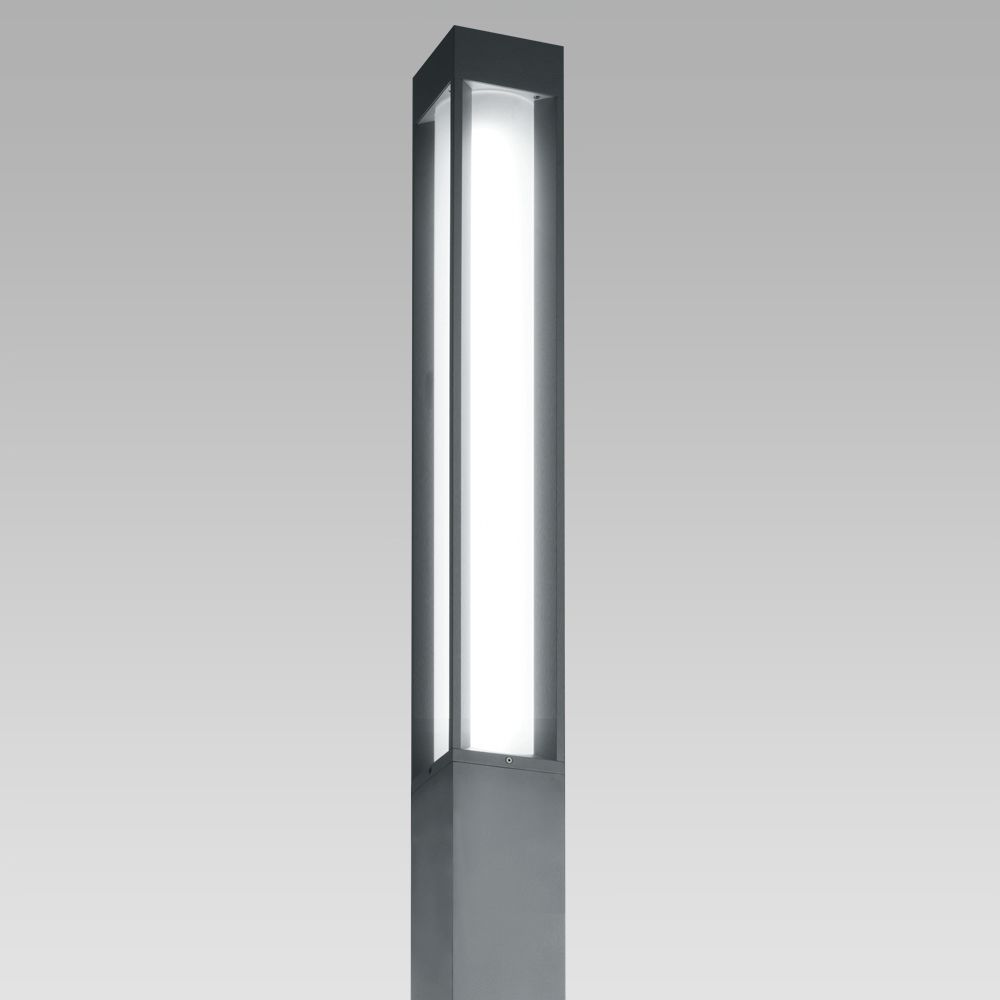 Illuminazione Urbana Bollard per illuminazione urbana e residenziale dall'elegante design quadrato, con performance illuminotecniche eccellenti